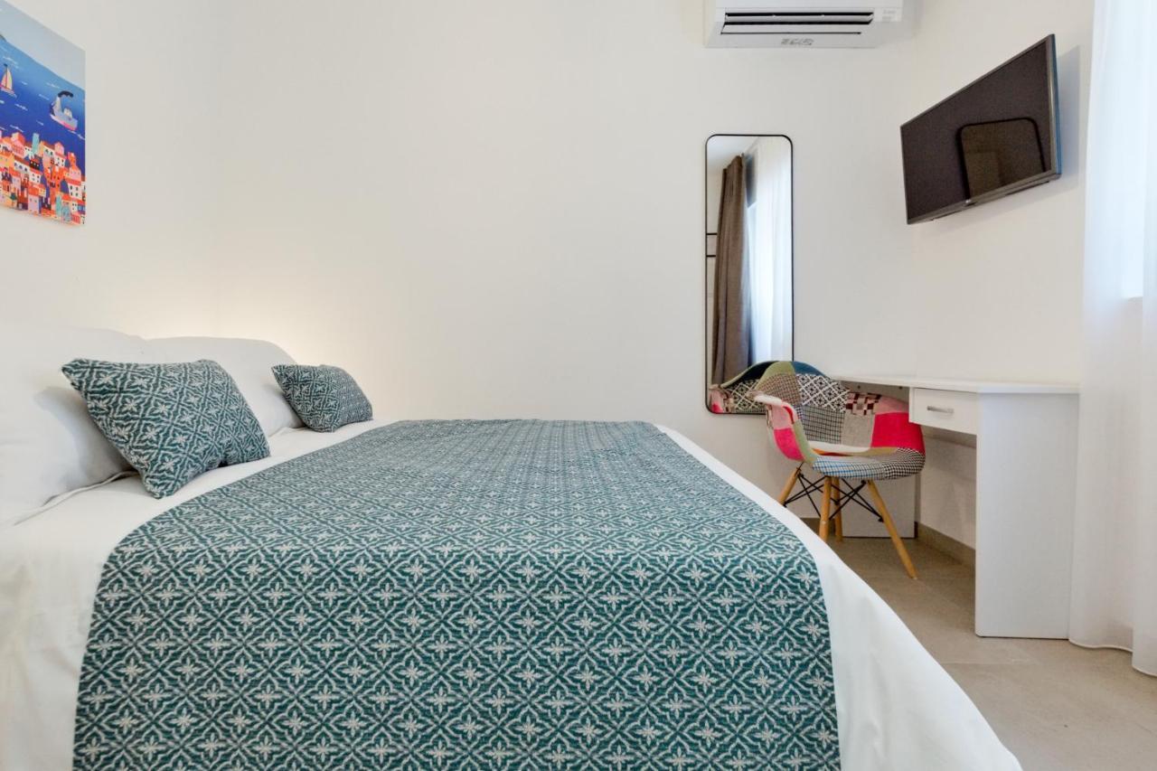 Apartments Ivica โอมิช ภายนอก รูปภาพ