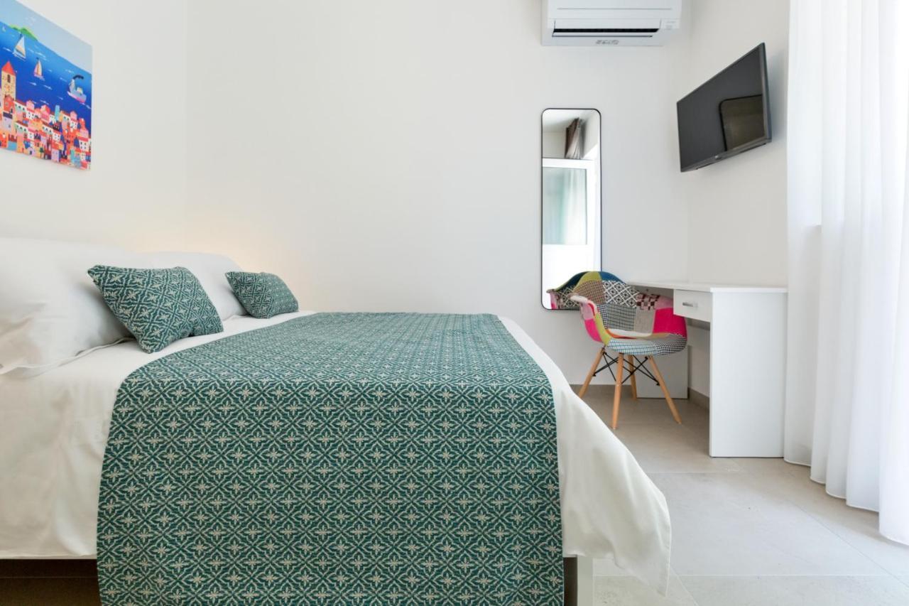 Apartments Ivica โอมิช ภายนอก รูปภาพ